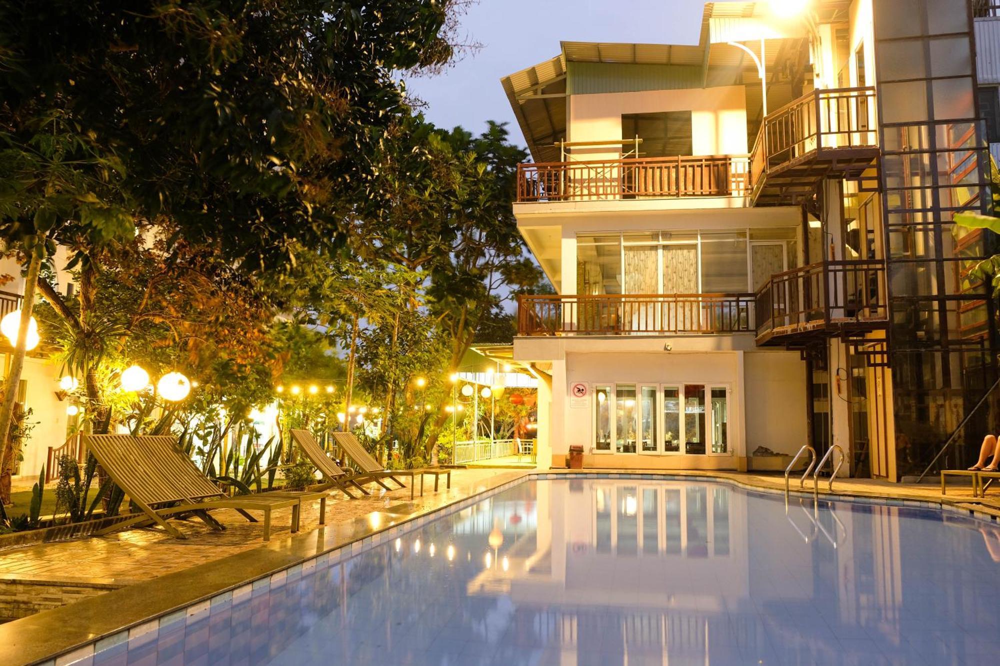 Paradise Hotel Hoi An Exterior photo